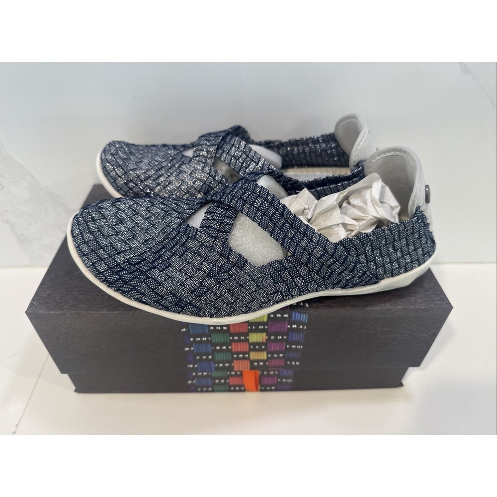 Bernie Mev New York Navy Shimmer Shoes Size 39 US 8 NIB BM22